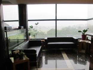 Ardci Corporate Inn Virac Bagian luar foto